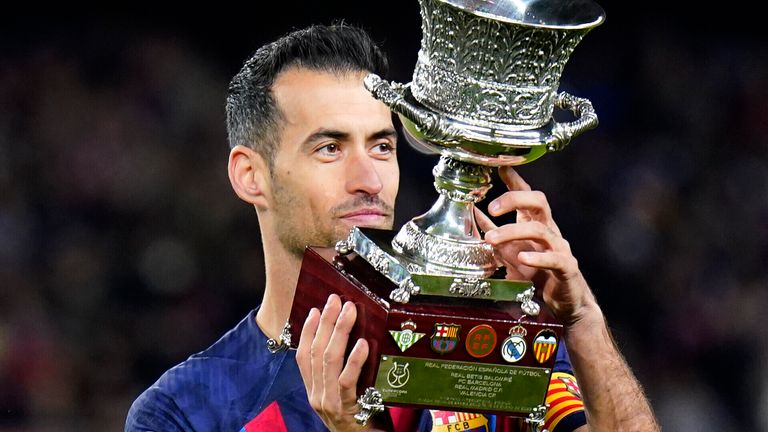 Il capitano dell'FC Barcelona Sergio Busquets decide di lasciare quest'estate